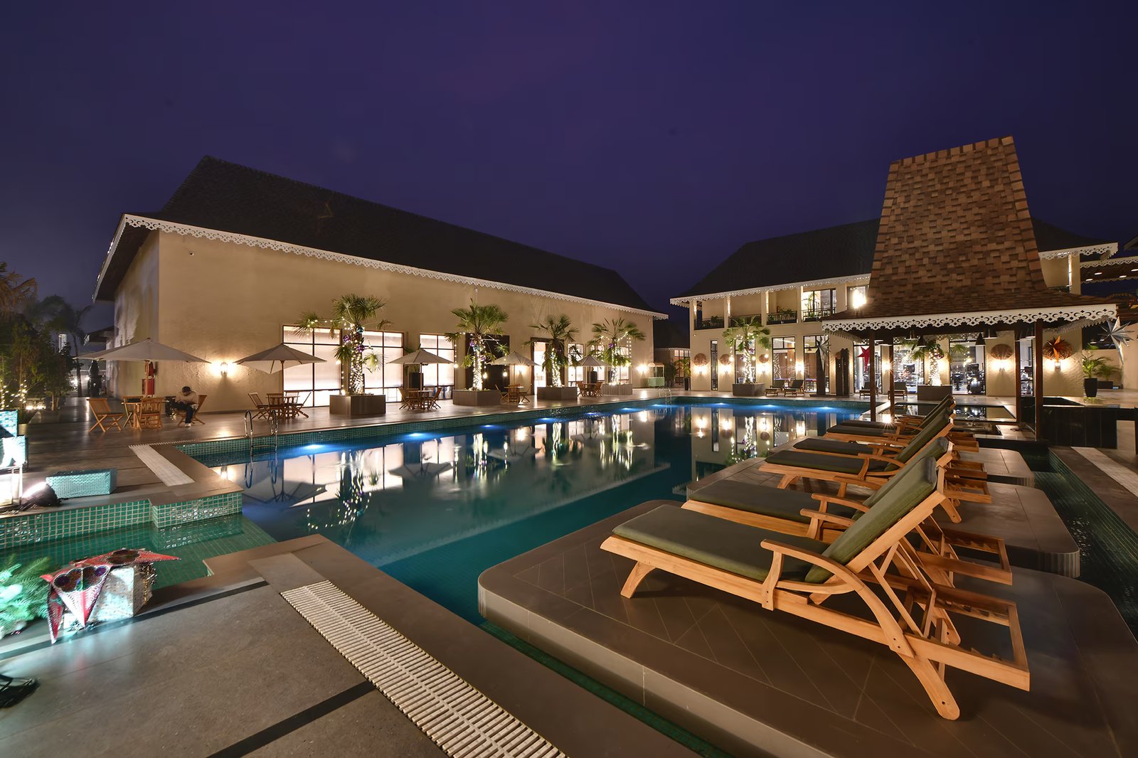 MAIRA RESORT